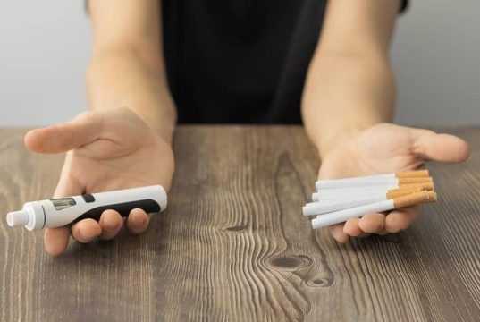 الإقلاع عن التدخين بمساعدة السجائر الإلكترونية