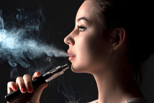 الآثار الجانبية لـ السجائر الإلكترونية
