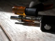 دراسة سعودية حول السجائر الإلكترونية : تناقض بين النتائج والتوصيات