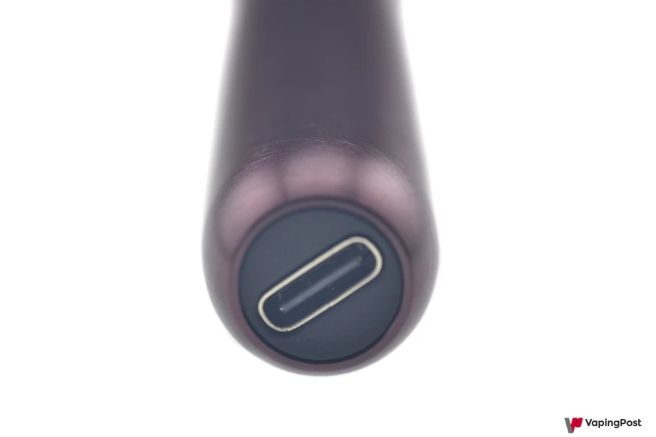 يوجد في قاعدة بود Wenax M2 منفذ USB-C 