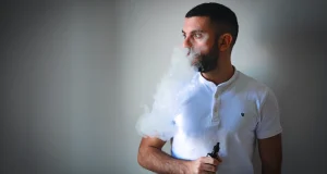 ماذا فعلت السجائر الالكترونية بـ اسامة داوود