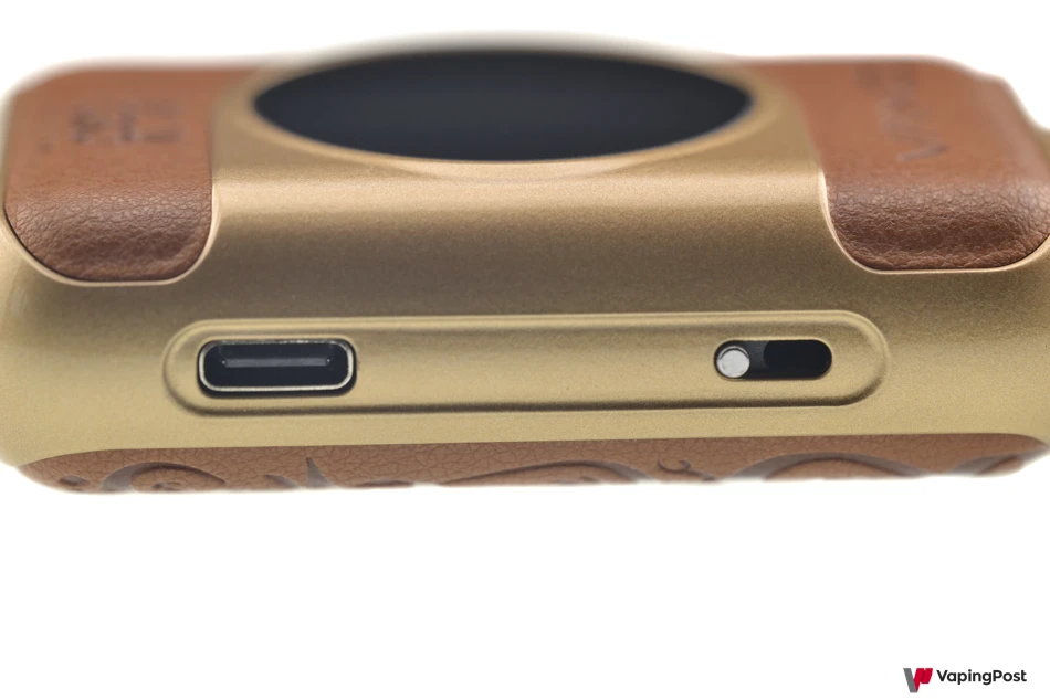منفذ USB-C للشحن السريع