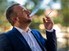 الإقلاع عن التدخين حتى بعد الاربعين