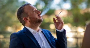 الإقلاع عن التدخين حتى بعد الاربعين