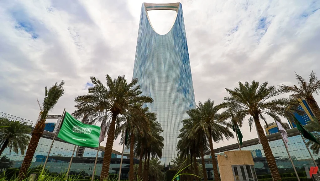 شروط جديدة لمحلات بيع التبغ في السعودية