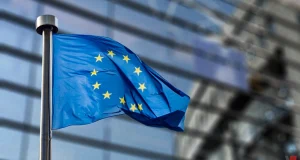 تصريحات المفوض الأوروبي للصحة حول السجائر الإلكترونية