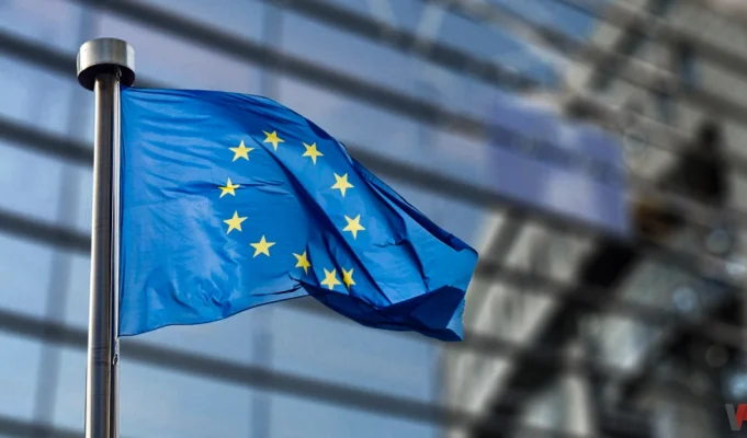 تصريحات المفوض الأوروبي للصحة حول السجائر الإلكترونية