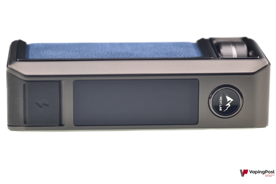 اللوحة الأمامية