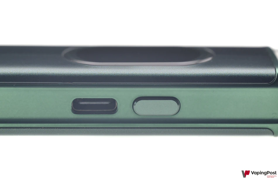يأتي بود Xros 6 مزودًا بمنفذ USB-C